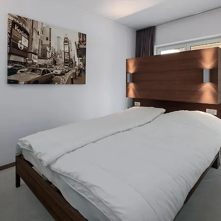 Long Island 7 102 G Daire